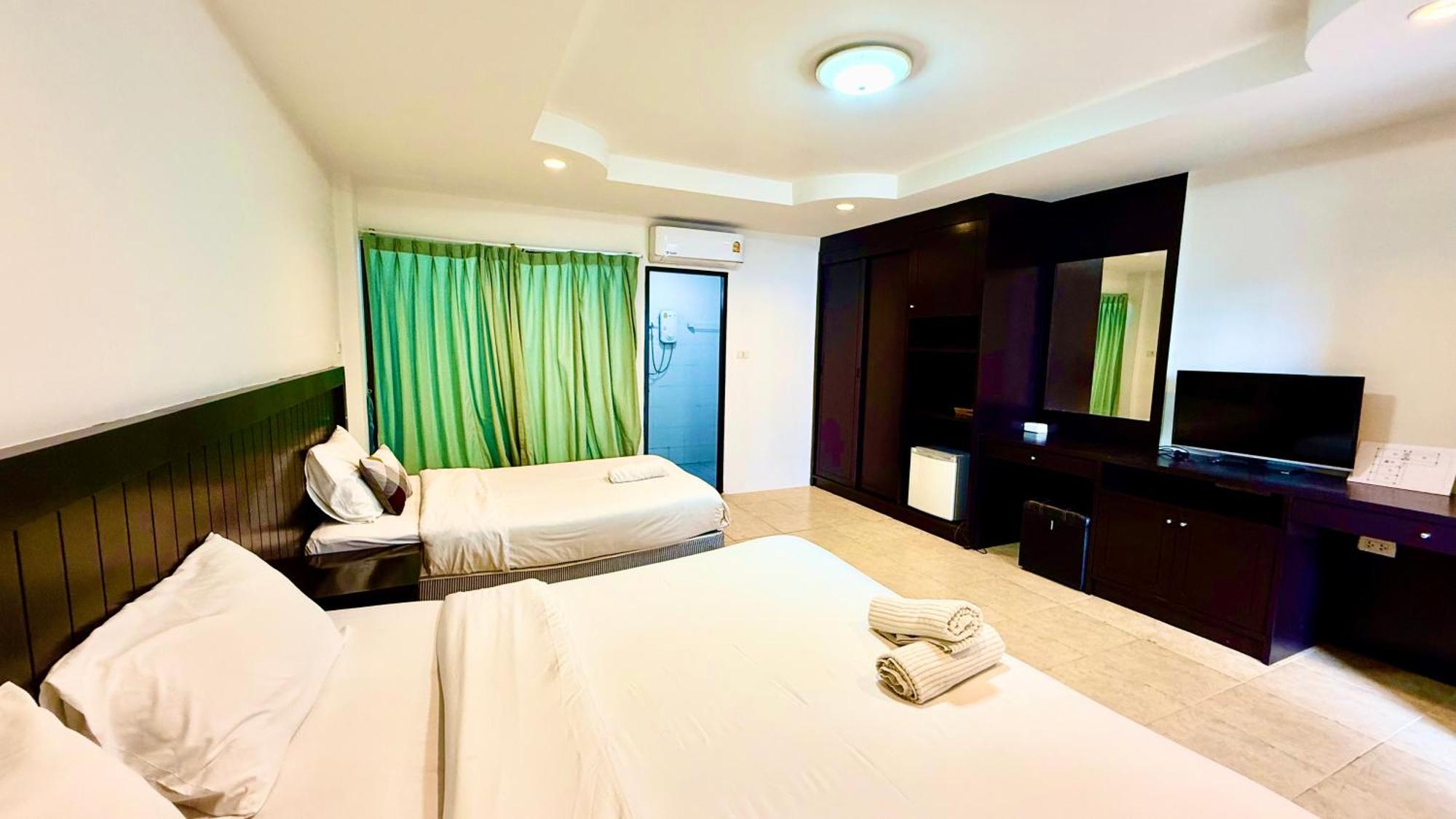 Hill Side Patong Hotel Exterior foto